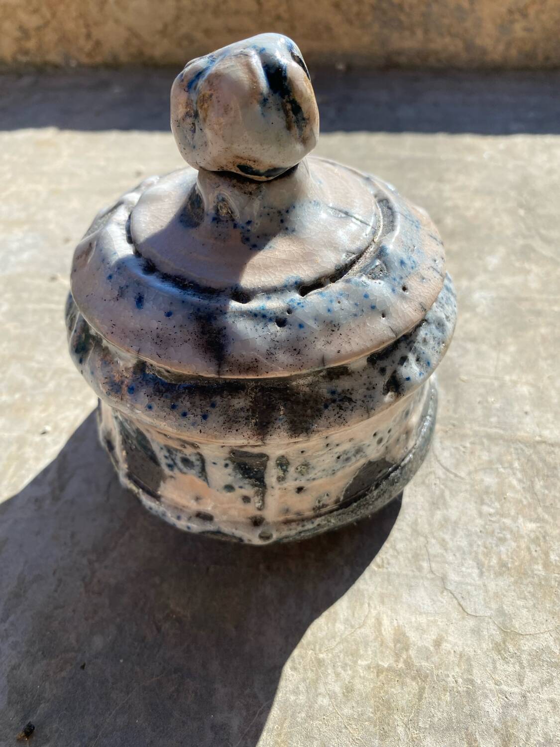 Small pot, decorative glazed