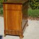 Commode en noyer et ronce de noyer style Louis Philippe