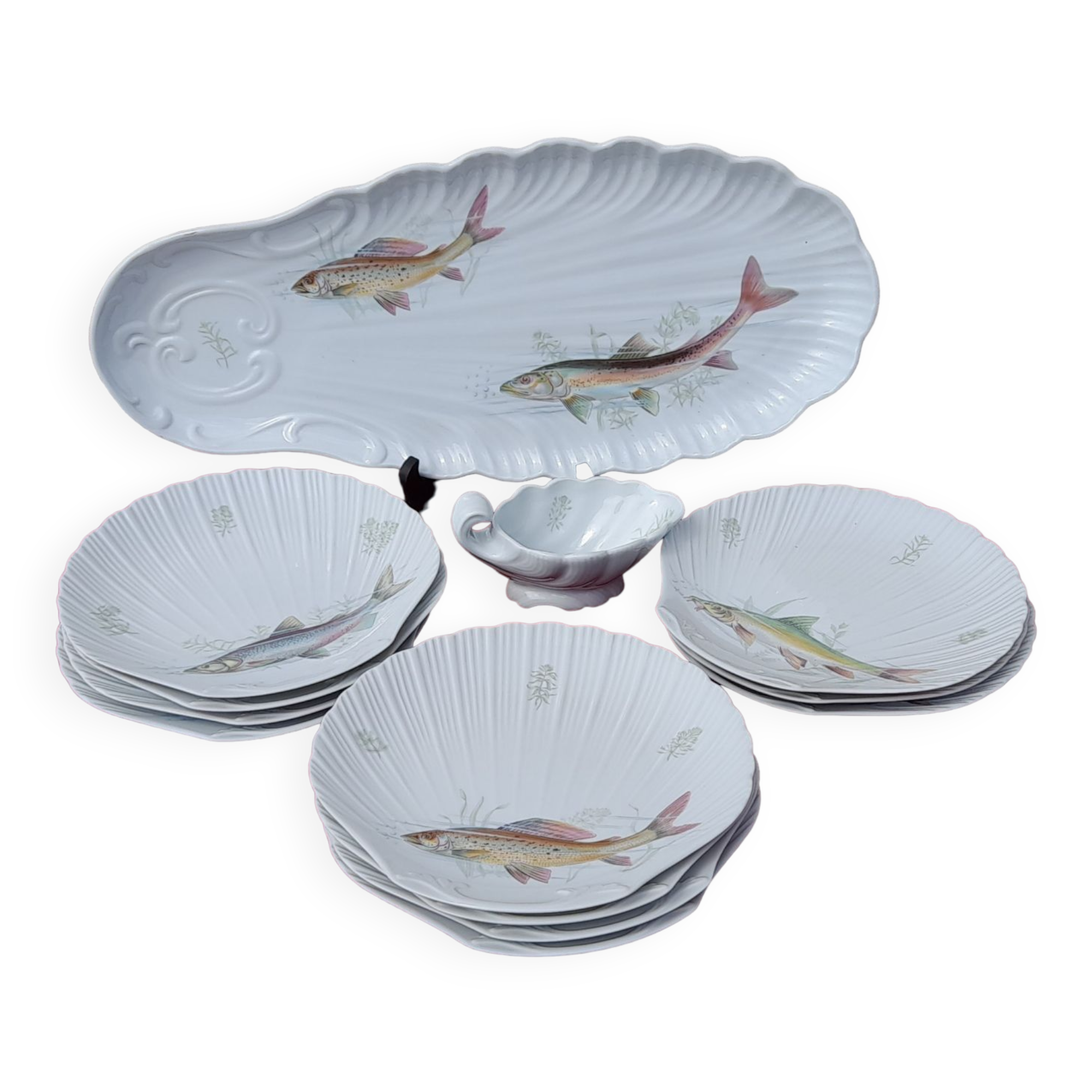 Sologne porcelain fish service 11 plates + dish + sauce boat perfect condition