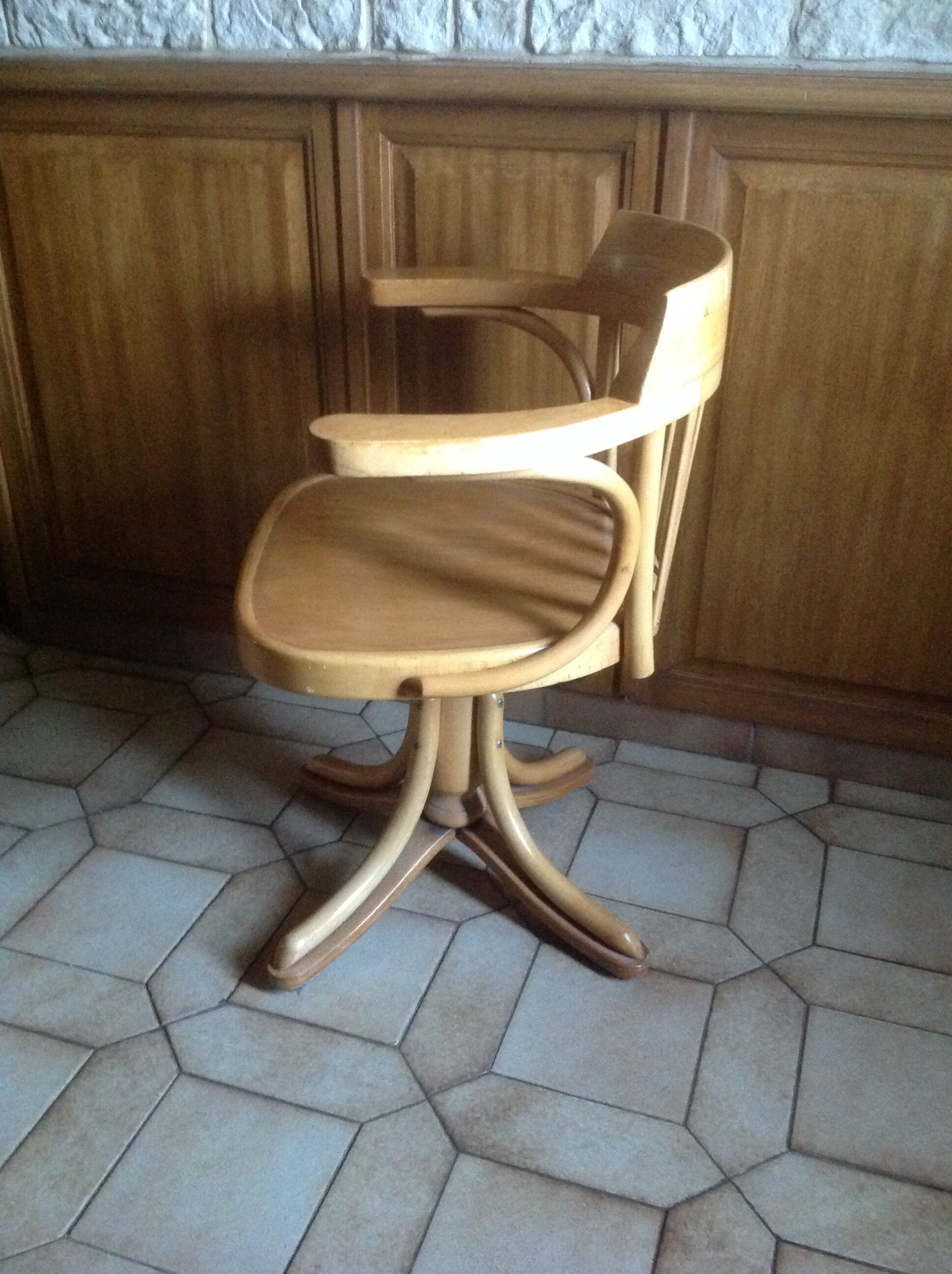 American style office chair