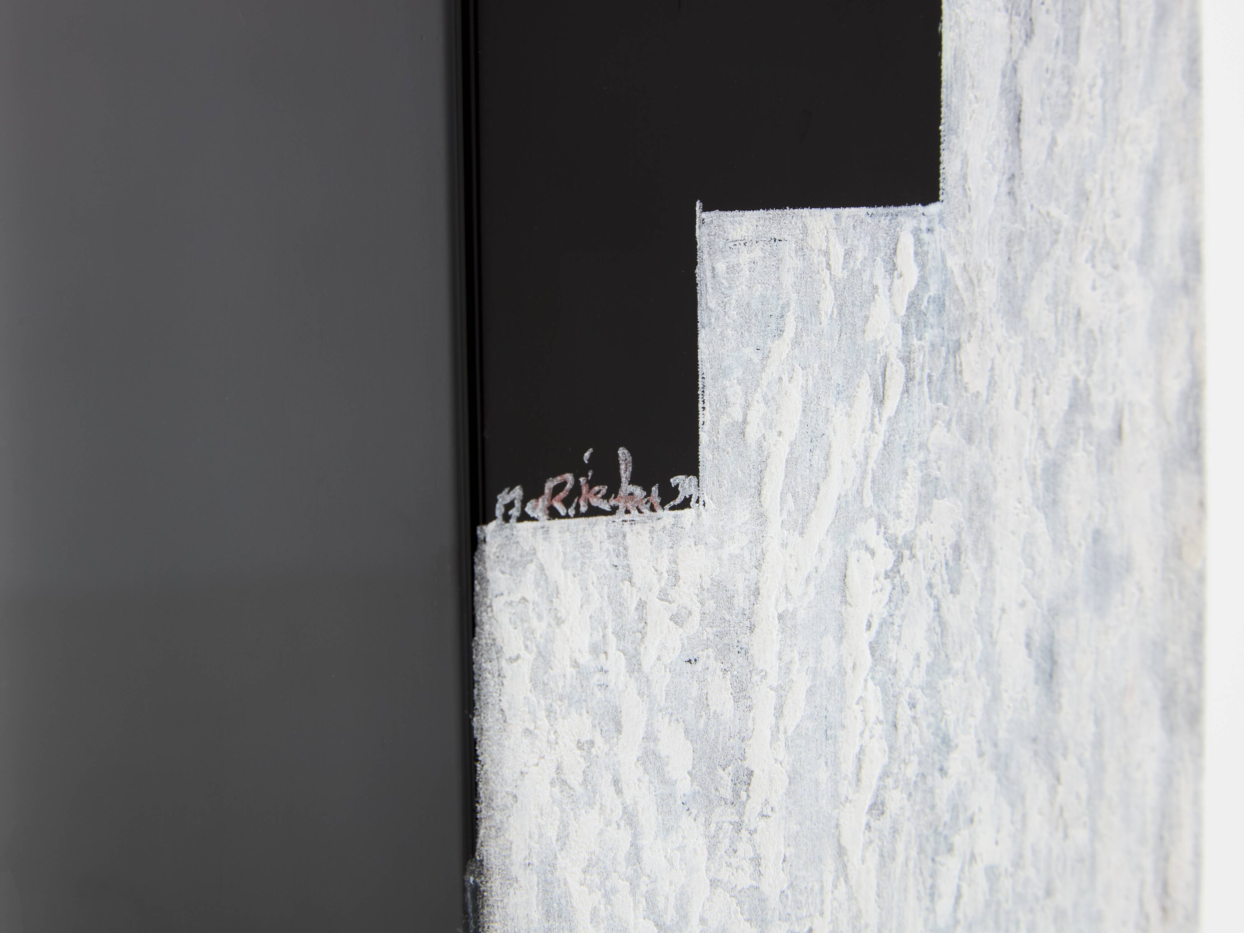 Art Deco vase in black and white opaline glass Anatole Riecke 1939