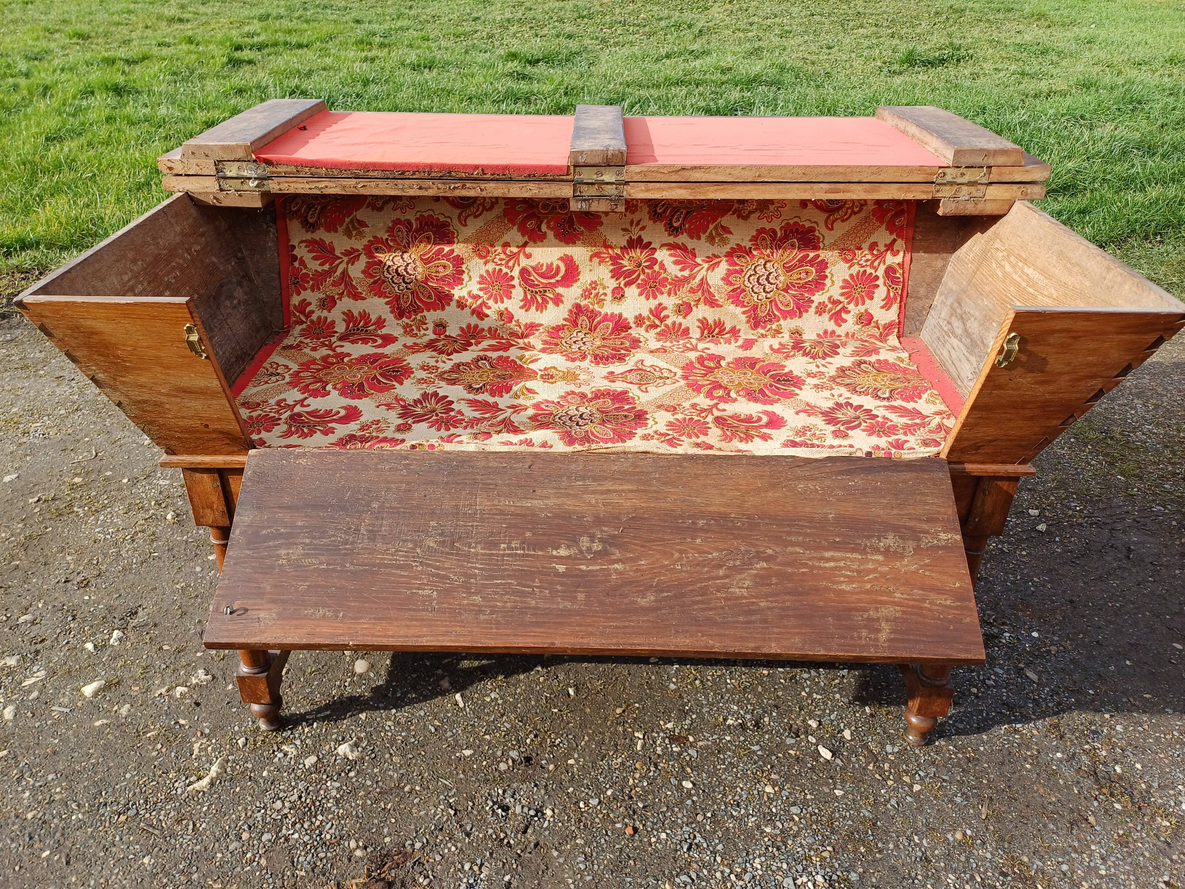 Provençal bread bin in oak 19th