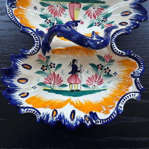 Serviteur signé HB Quimper