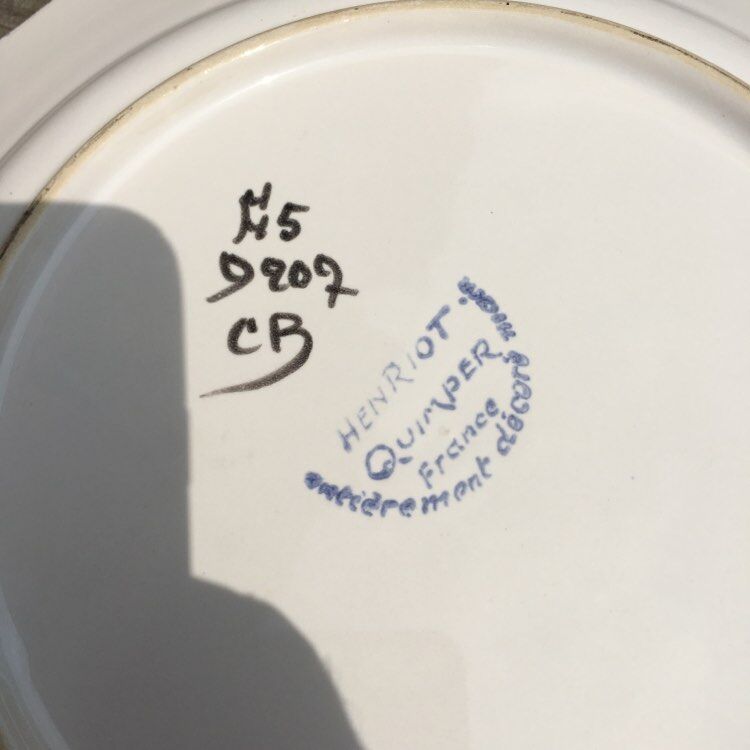 Vintage faience flat plates