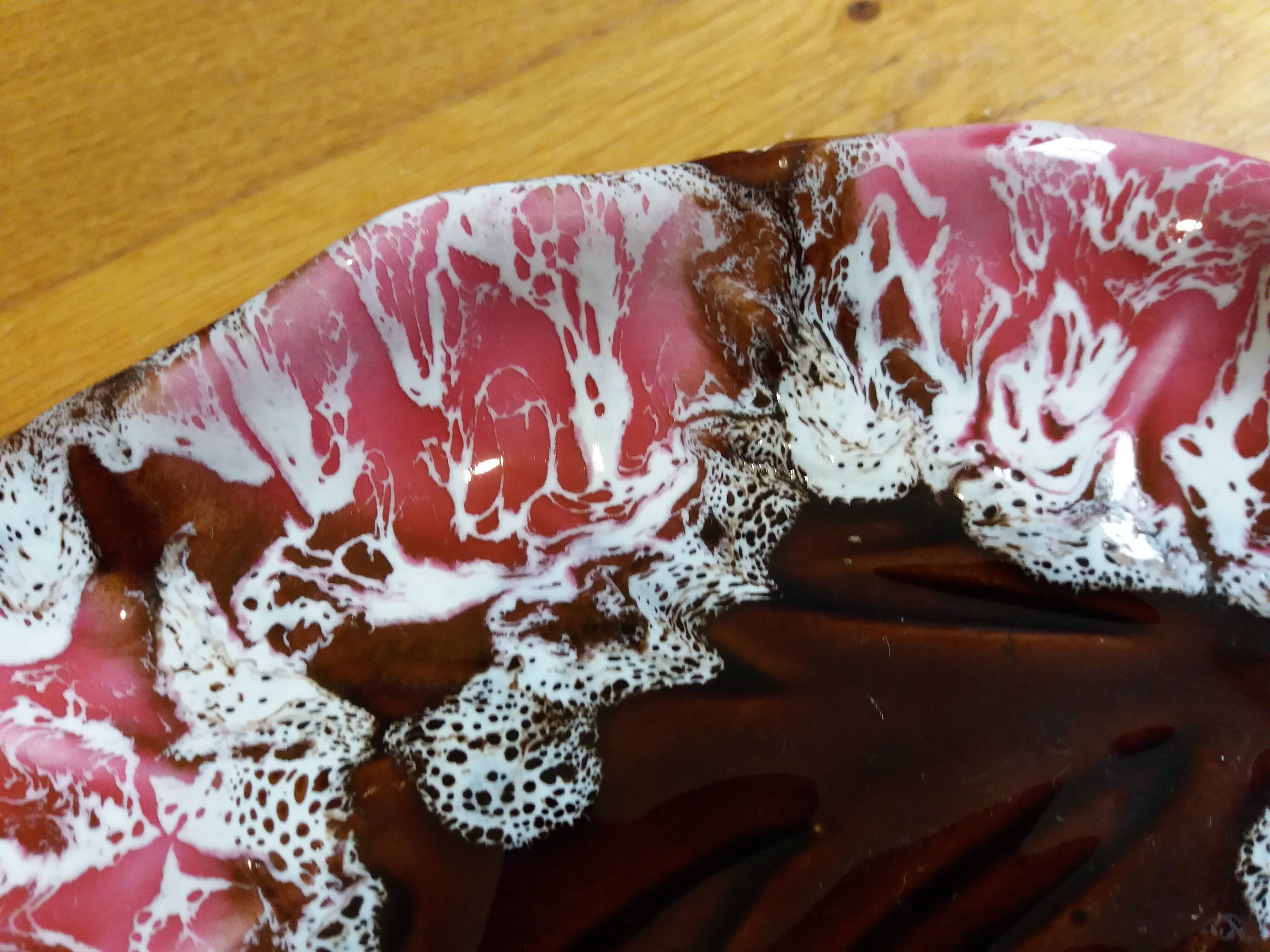 Vallauris leaf cup ramekin