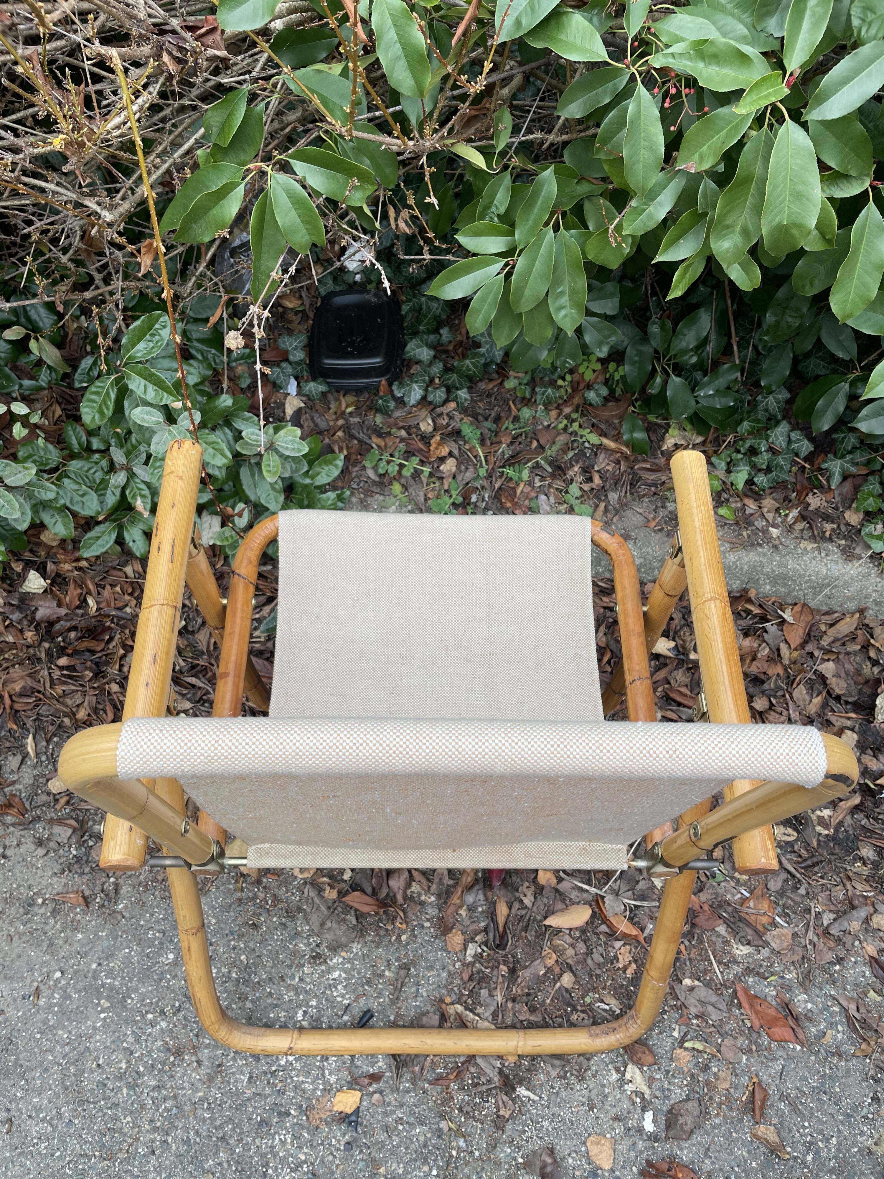 Rattan armchair and foldable canvas