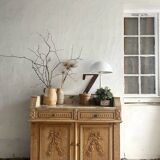 sideboard