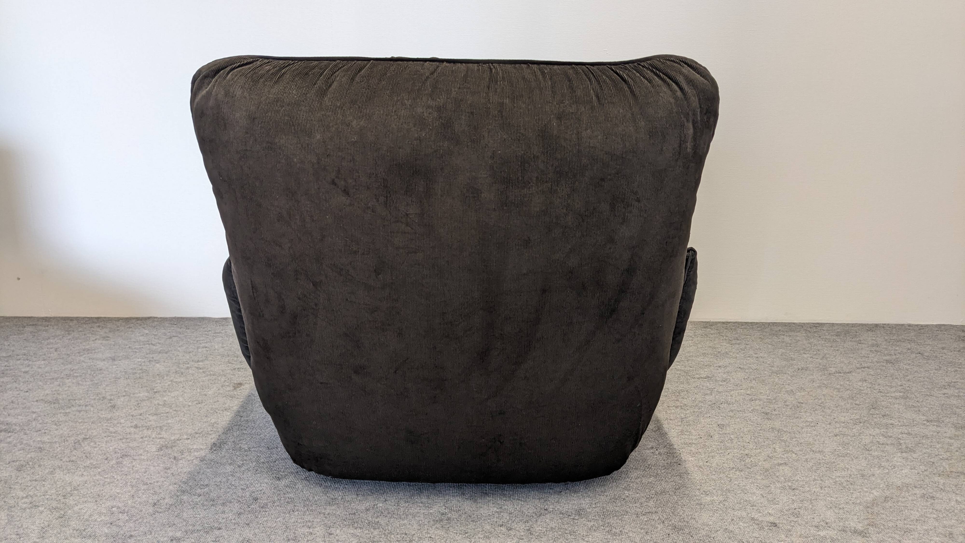 Pair of armchairs by Michel Cadestin for Airborne, France circa 1970.