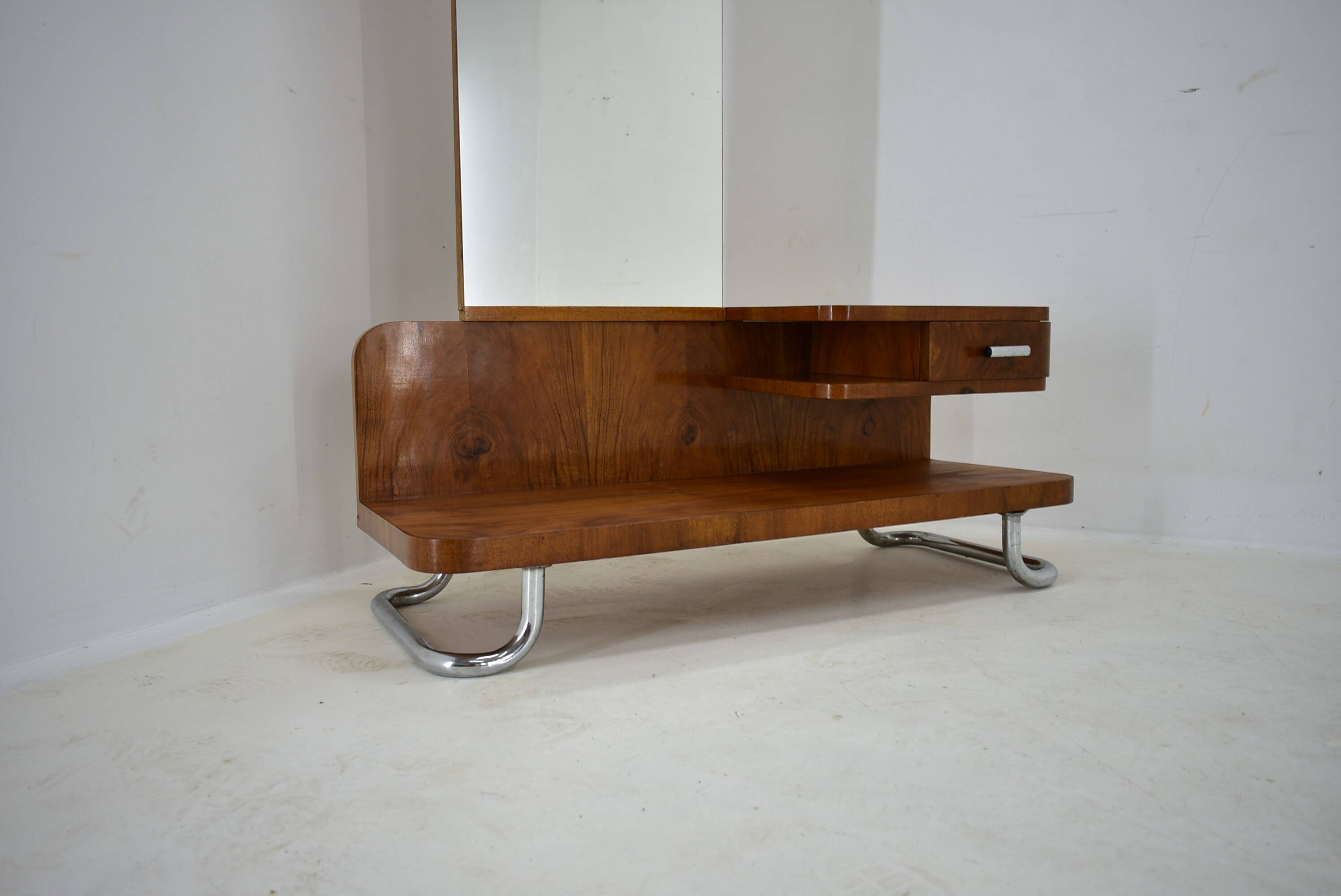 Chrome Bauhaus dressing table, 1930s
