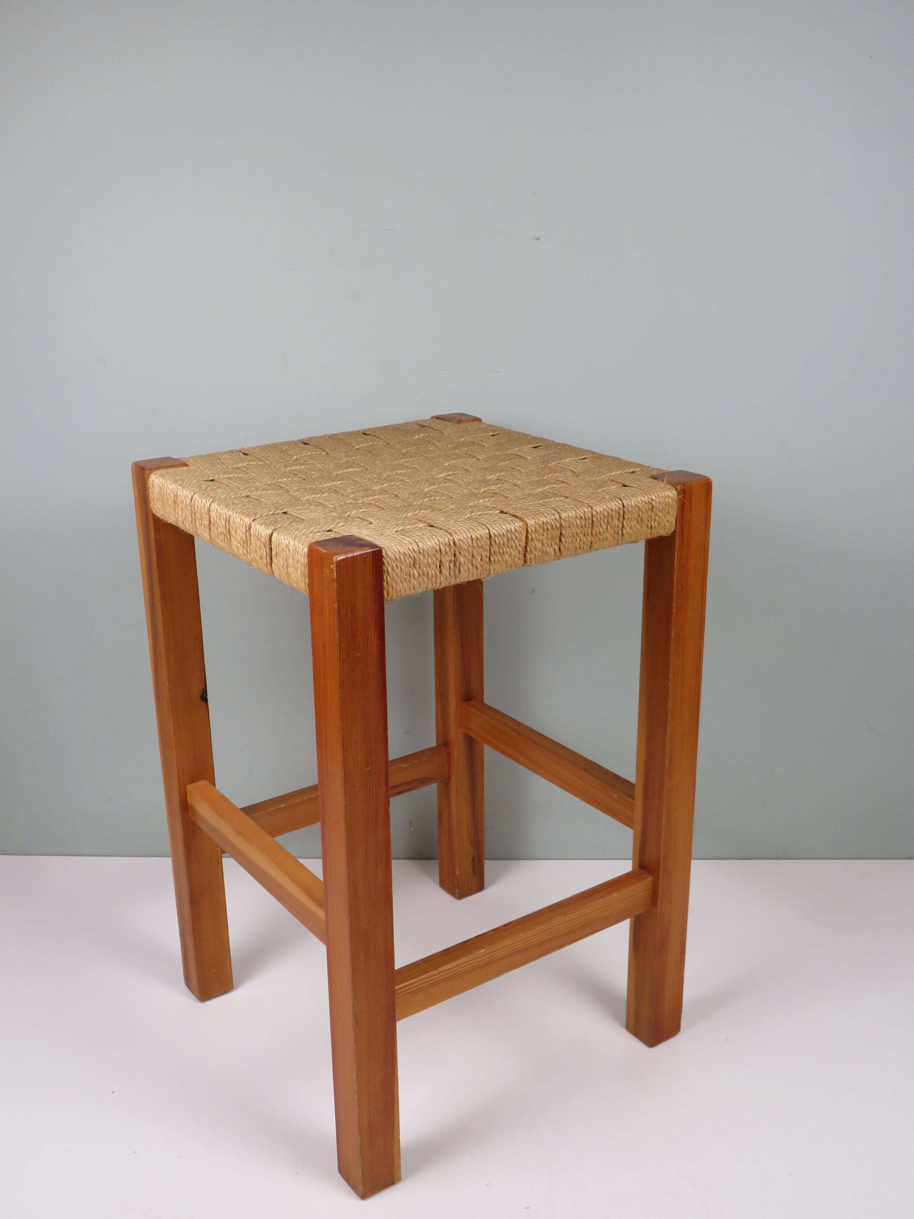 Vintage wooden stool with woven seat – 1960s/70s