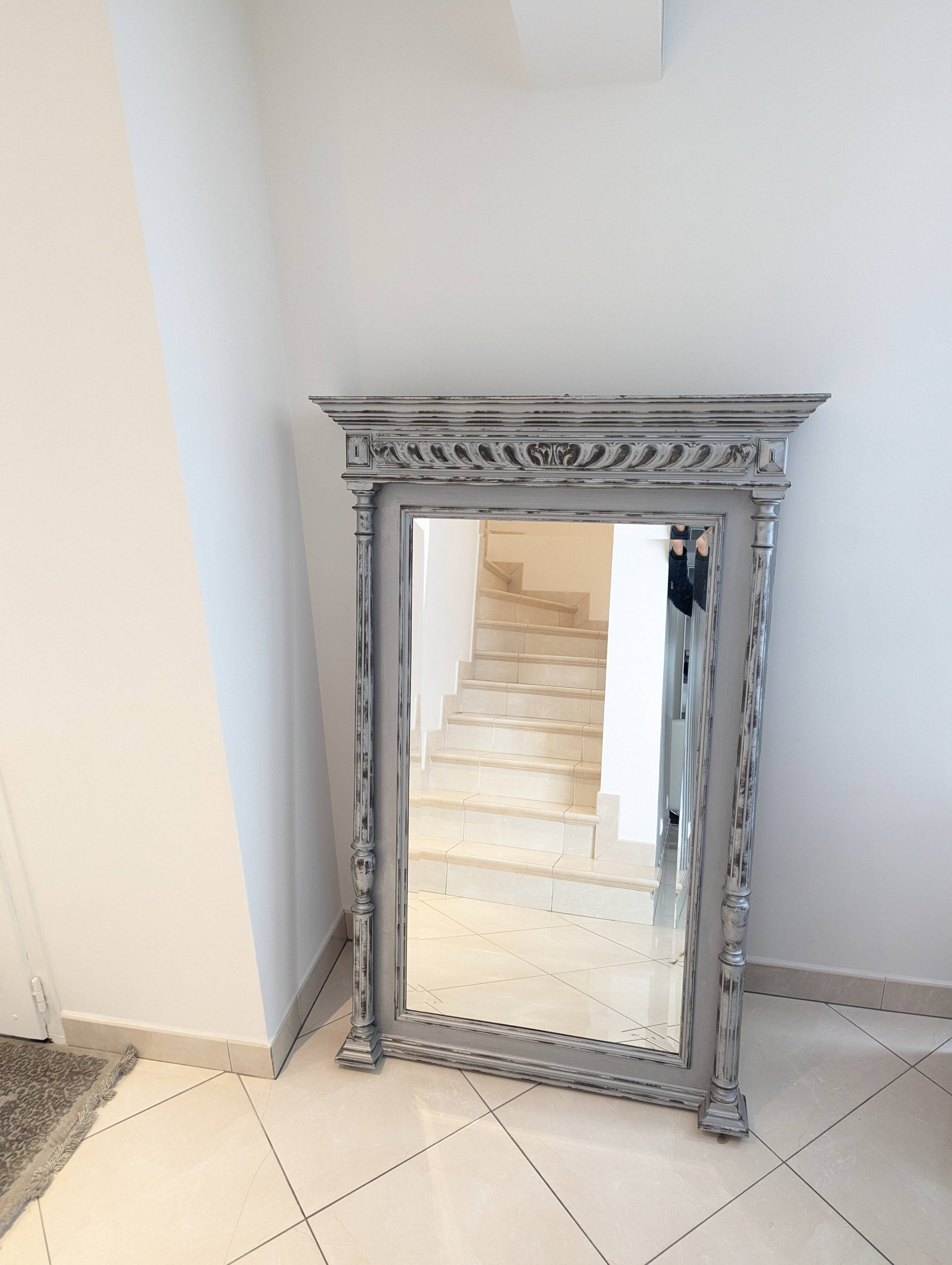Renovated antique mirror