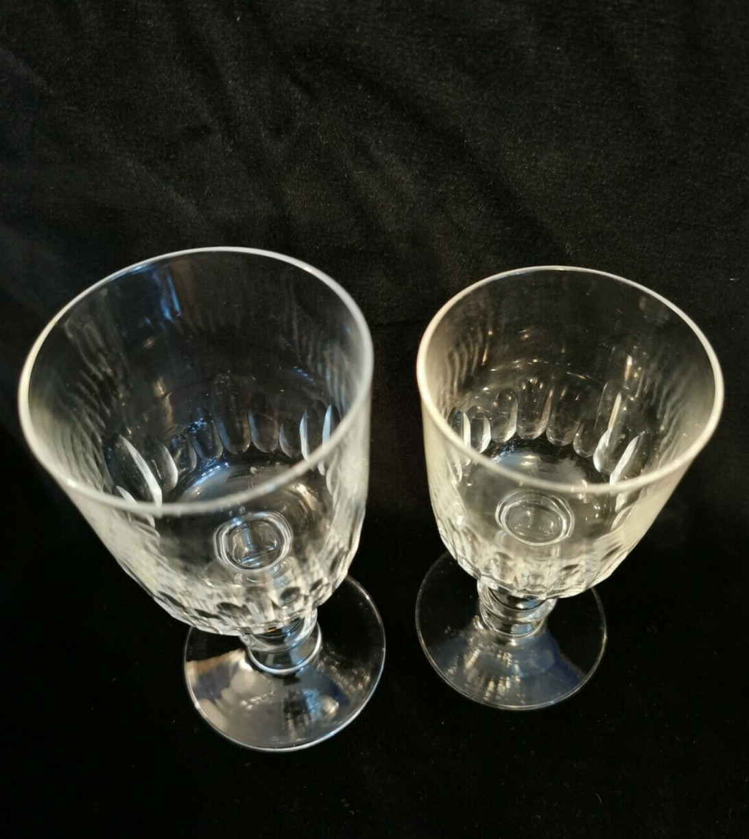 Lots of six crystal glasses