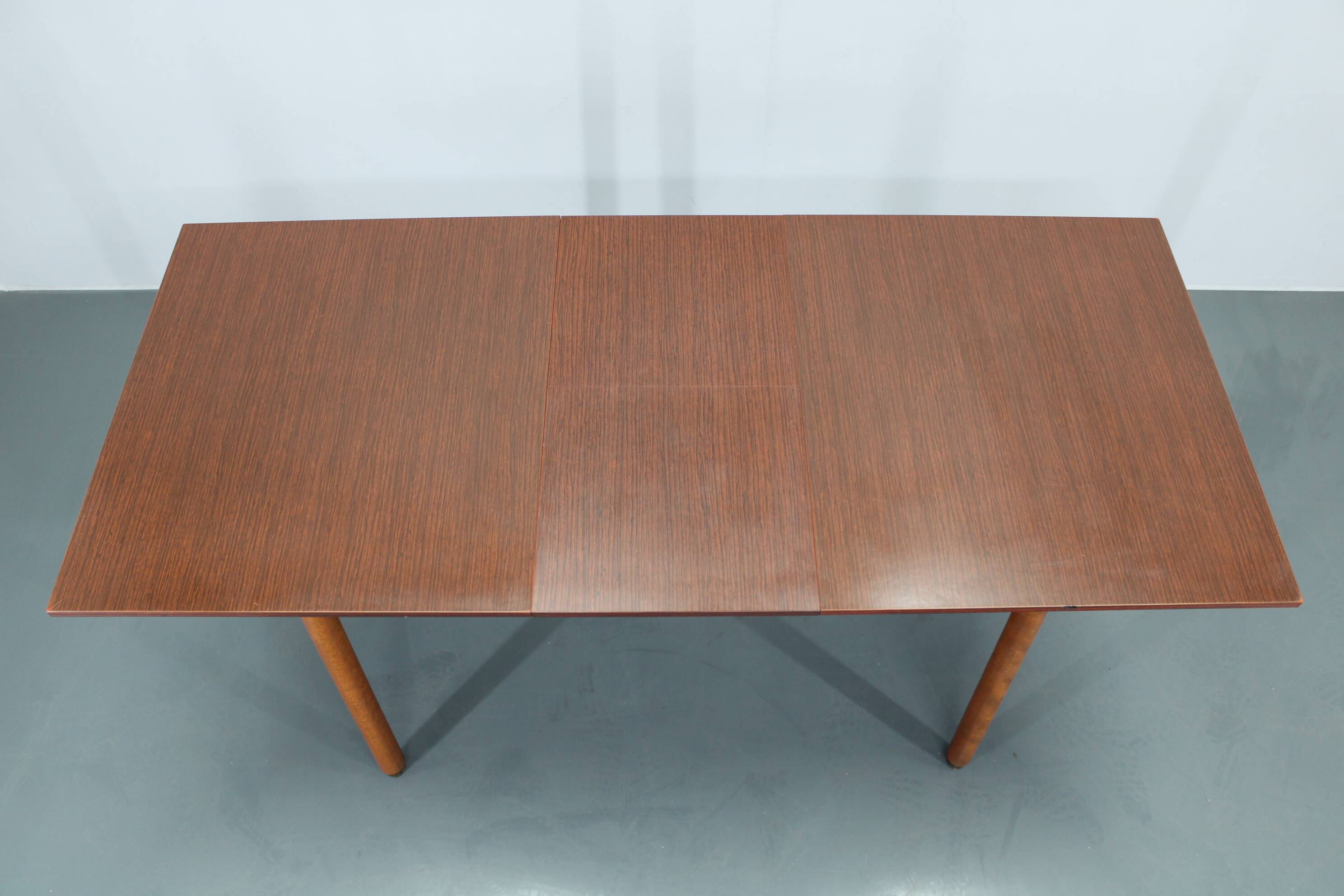 1970s Italian Extendable Dining Table