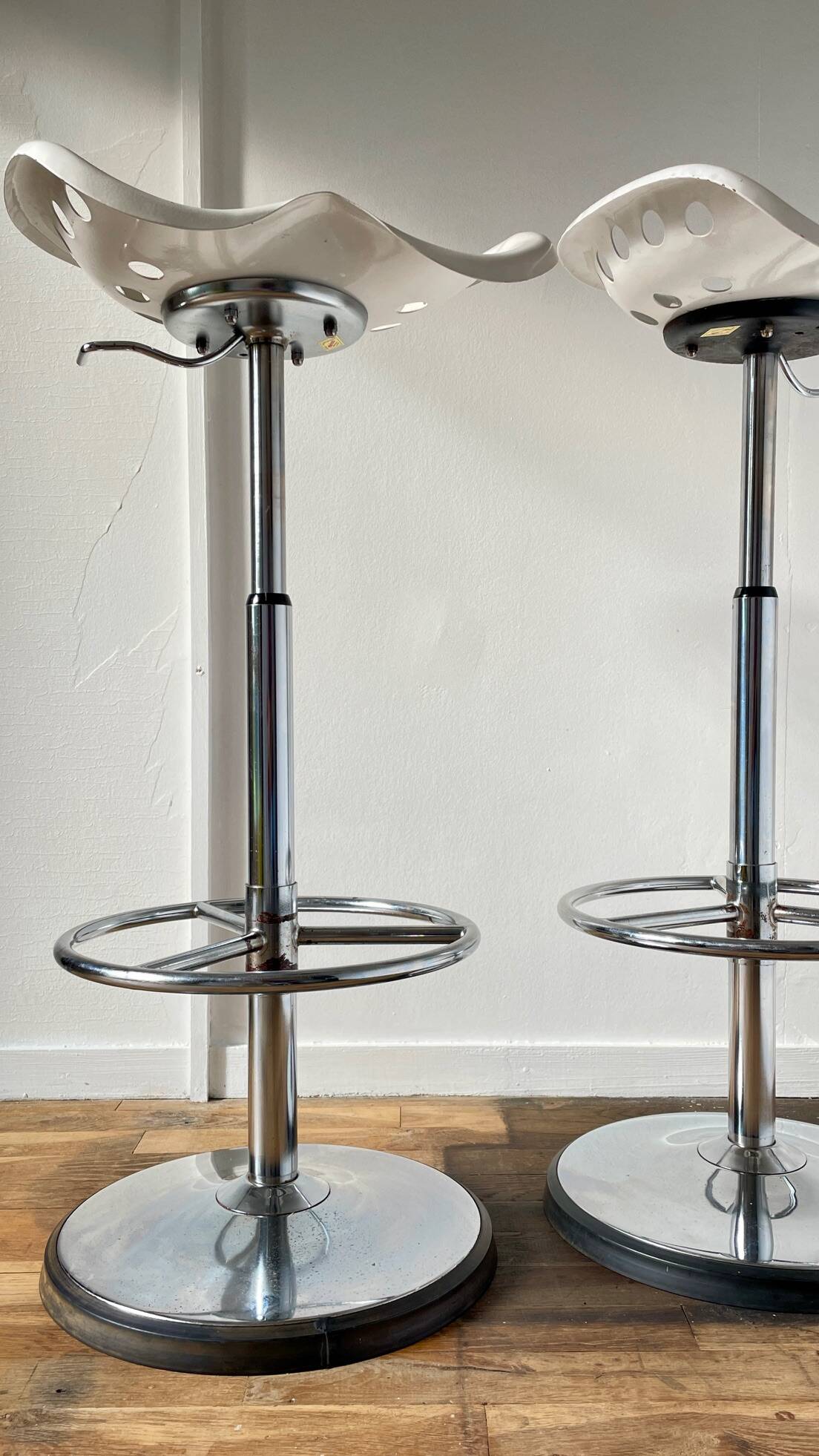 MIRIMA Vintage High Stool TRACTOR Seat