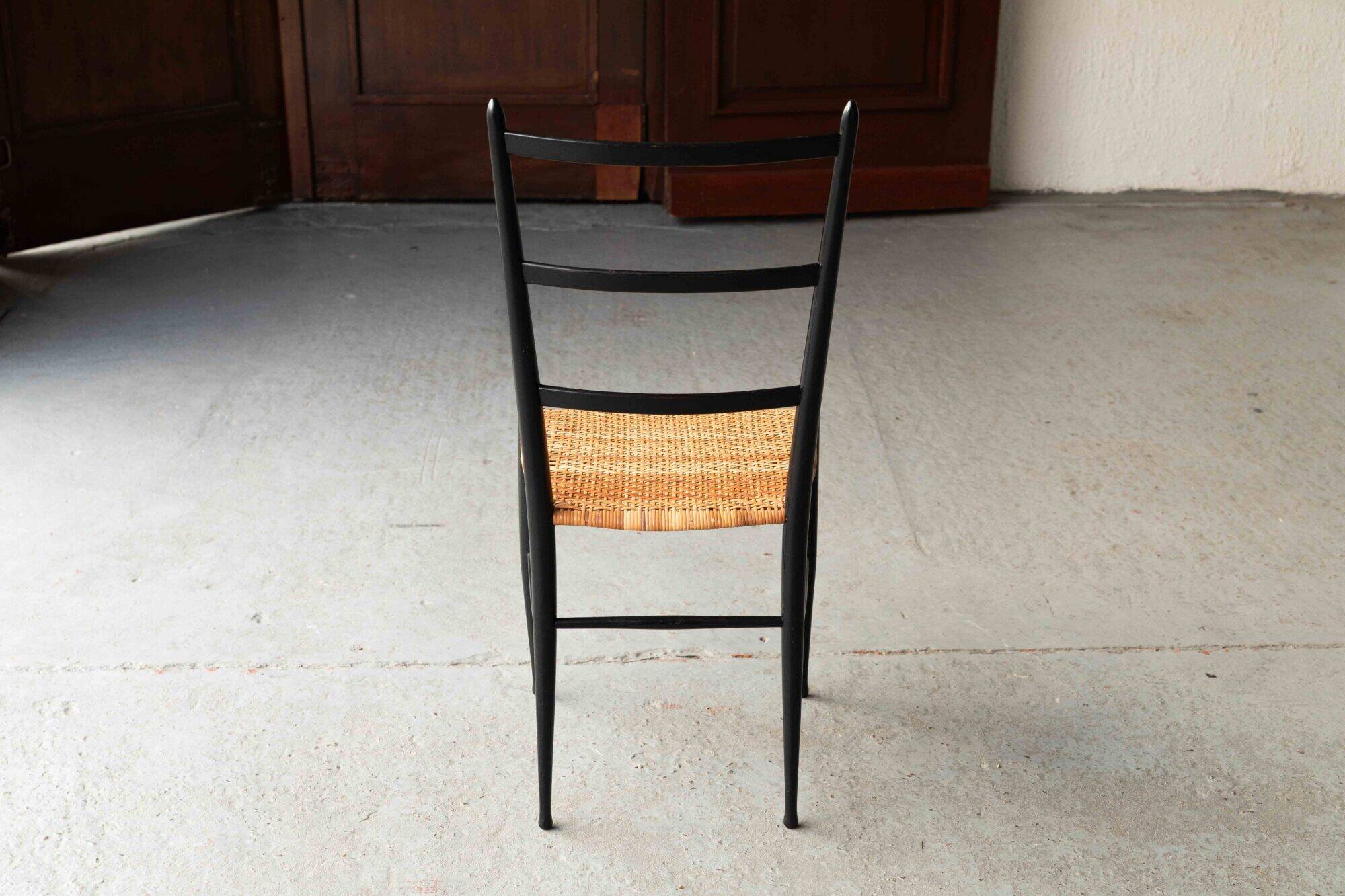 Set of 8 dining chairs ‘Baletta’ by Enrico Delmonte