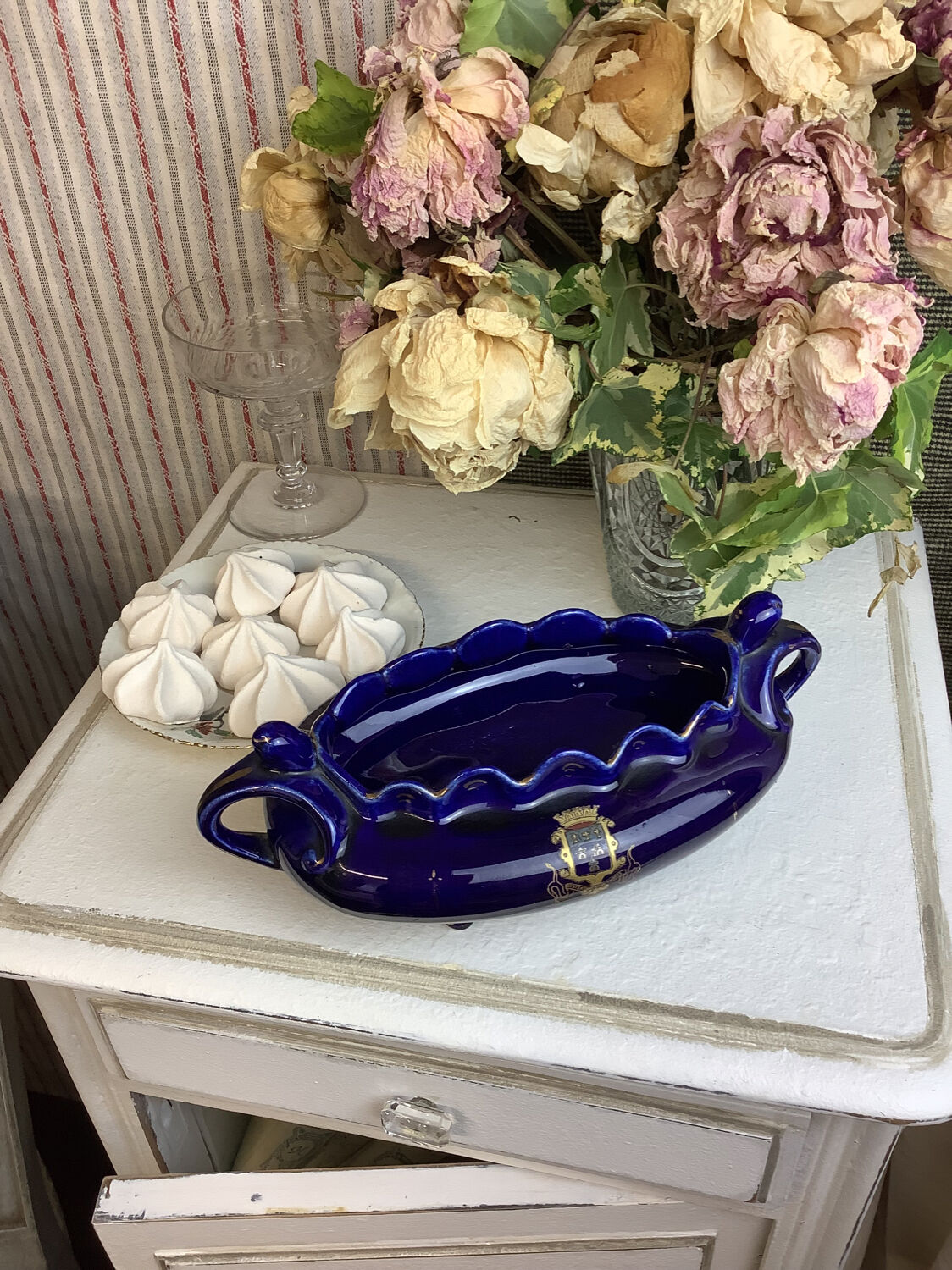 Made in France porcelain planter Tours