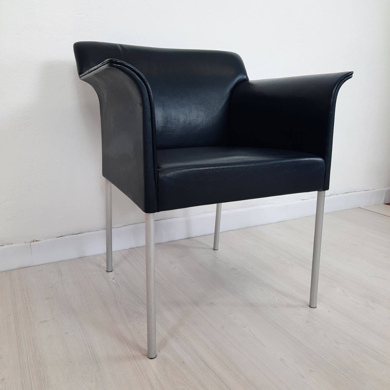 Quatre fauteuils de Matteo Grassi cuir années 1990/2000