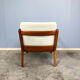Fauteuil sénateur par Ole Wanscher pour France et Søn, teck et velours, années 1960.