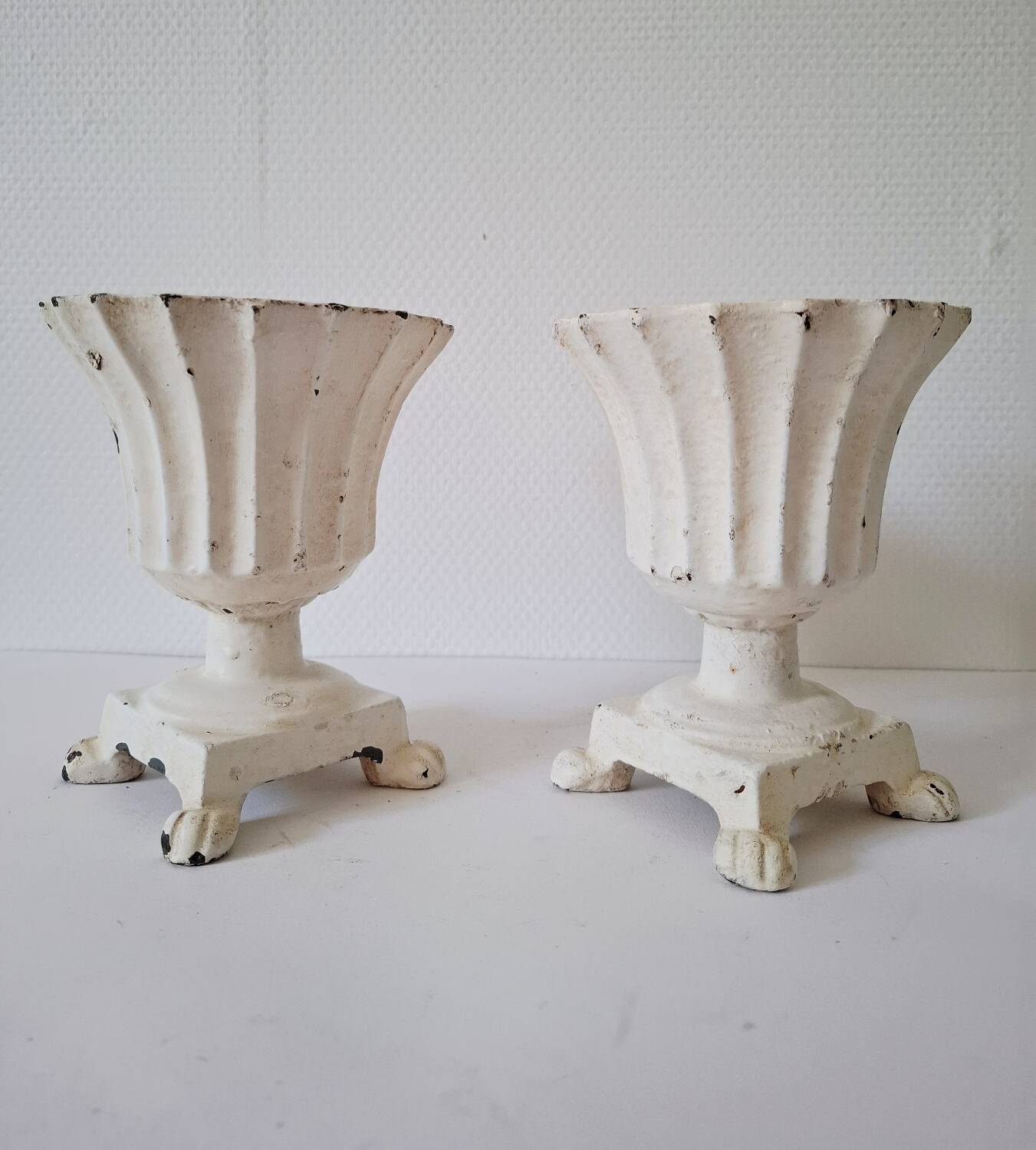 Duo de petits vases medicis en fonte anciens