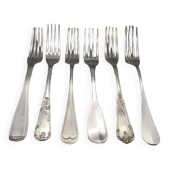 Lot de 6 fourchettes en métal argenté anciennes dépareillées pour une table chic