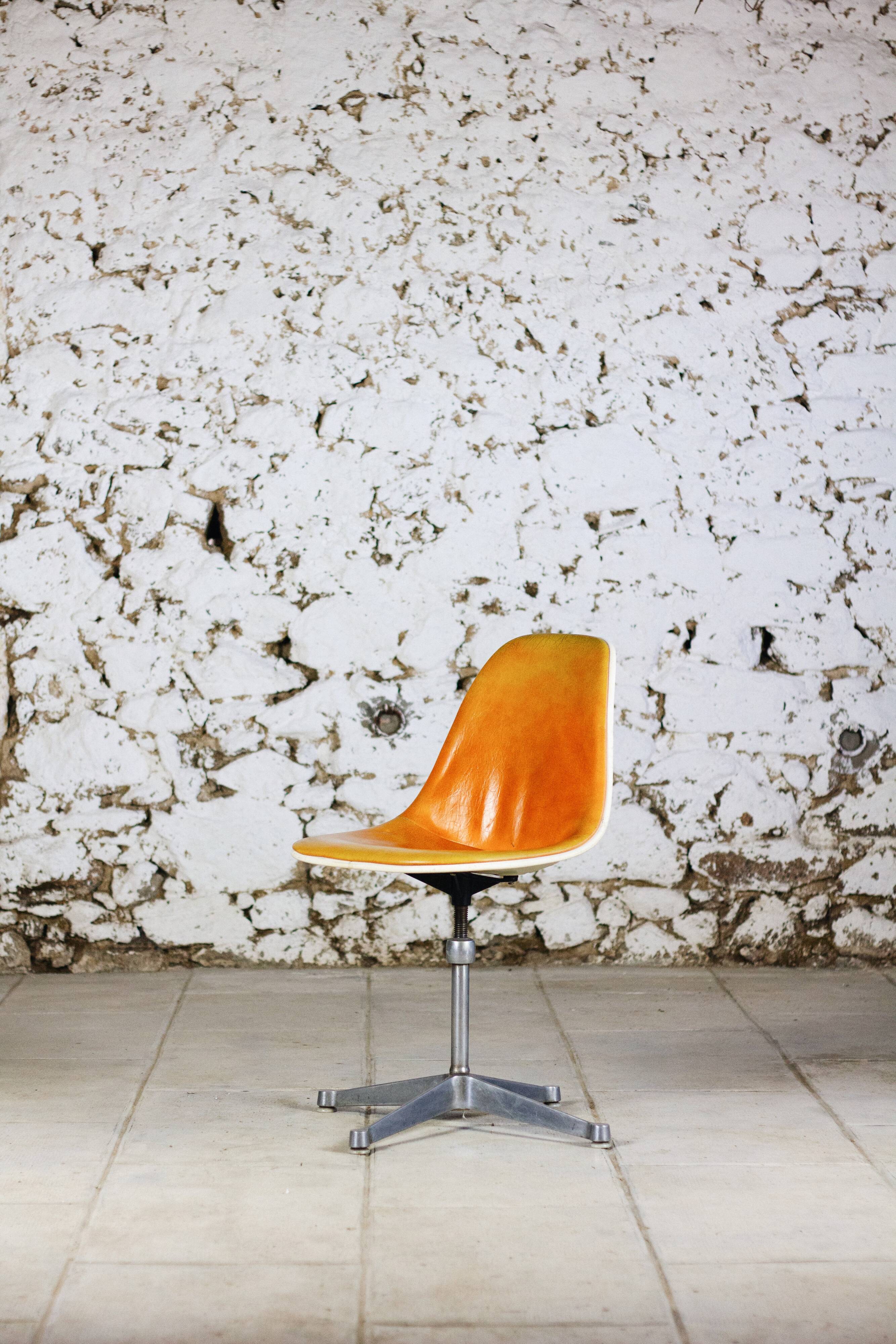 Eames office chair for Herman Miller, 1960