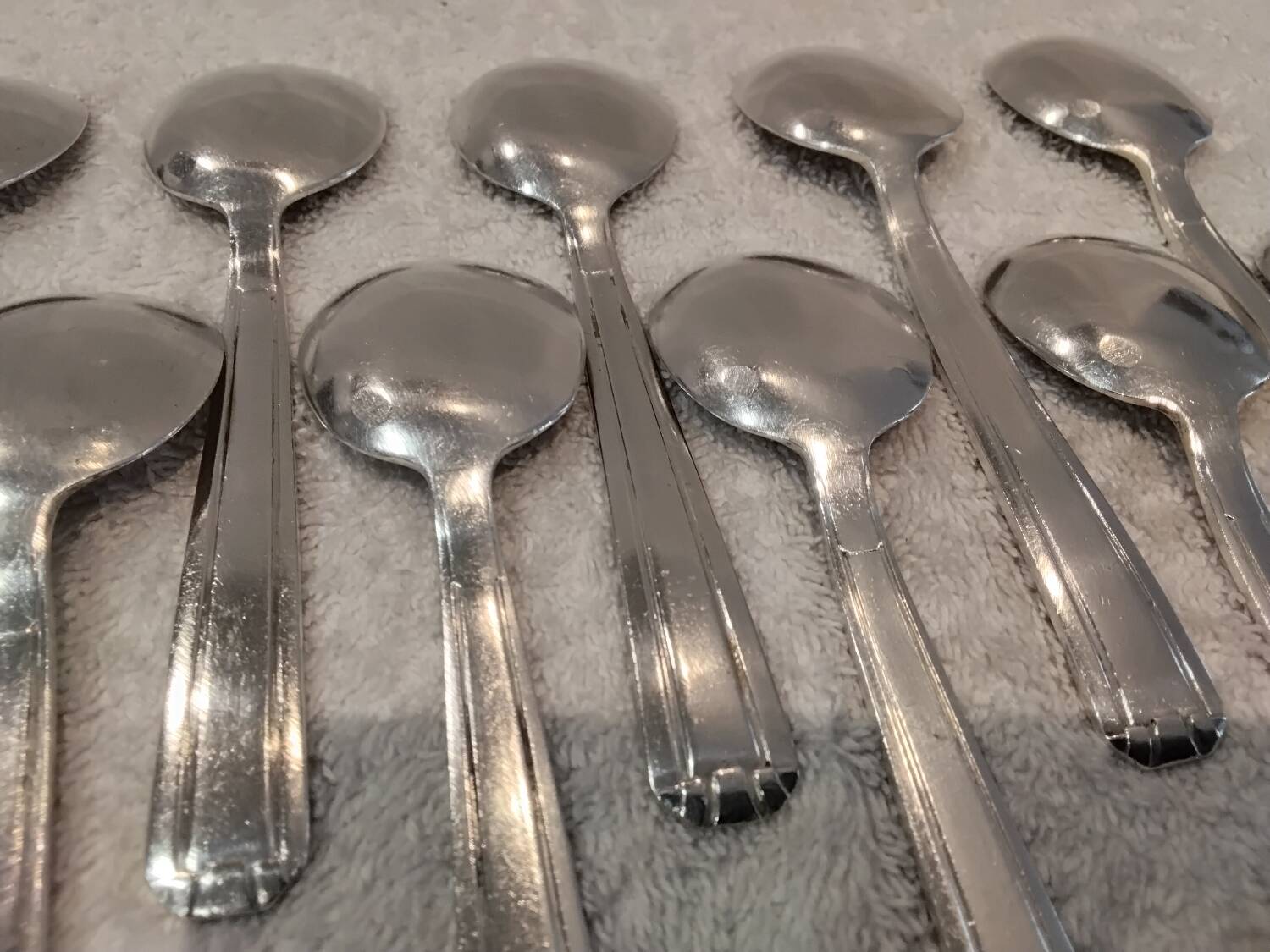 12 silver-plated metal ice scoops, Art Deco style, silversmith SOH