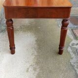 Antique writing table in mahogany, Louis Philippe style, Austria, 19th century.