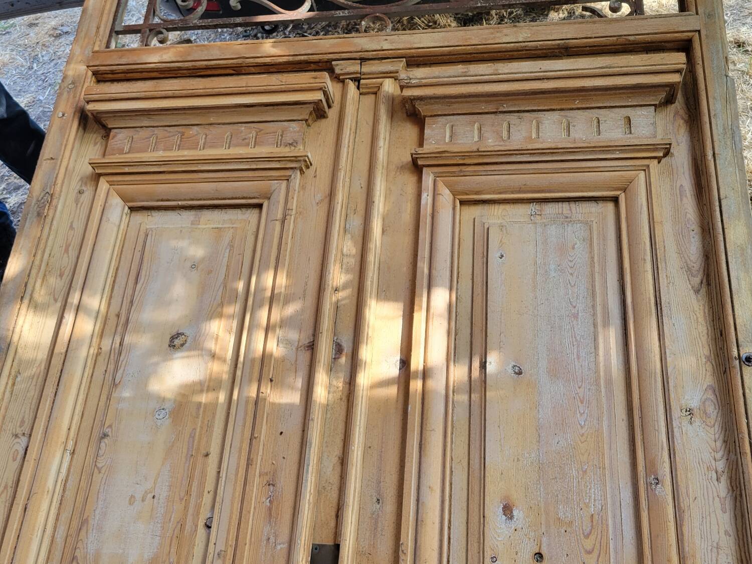 Double Haussmannian doors