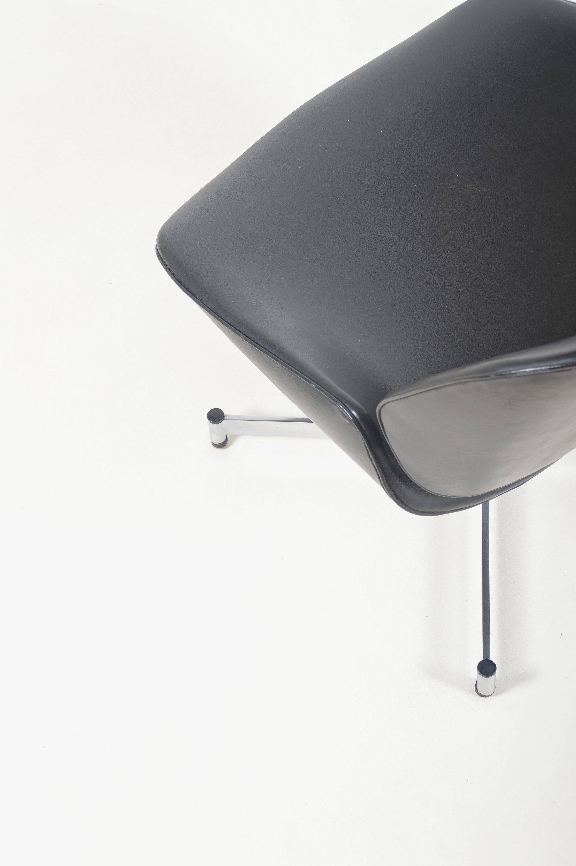 Lounge chair 'Exquis' designed by Geoffrey Harcourt for Artifort, 1960s