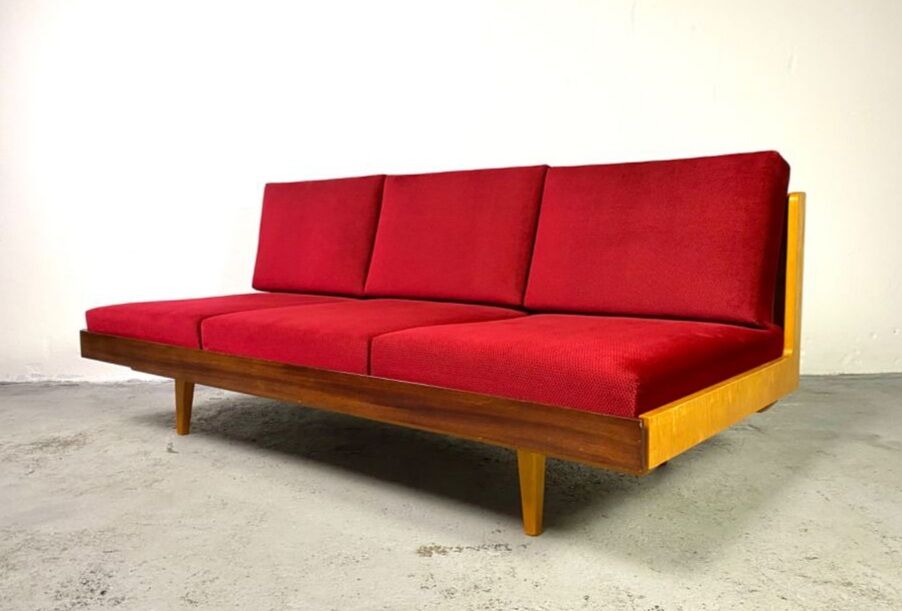 Daybed in beech and red fabric by jitona, vintage czech 1970s