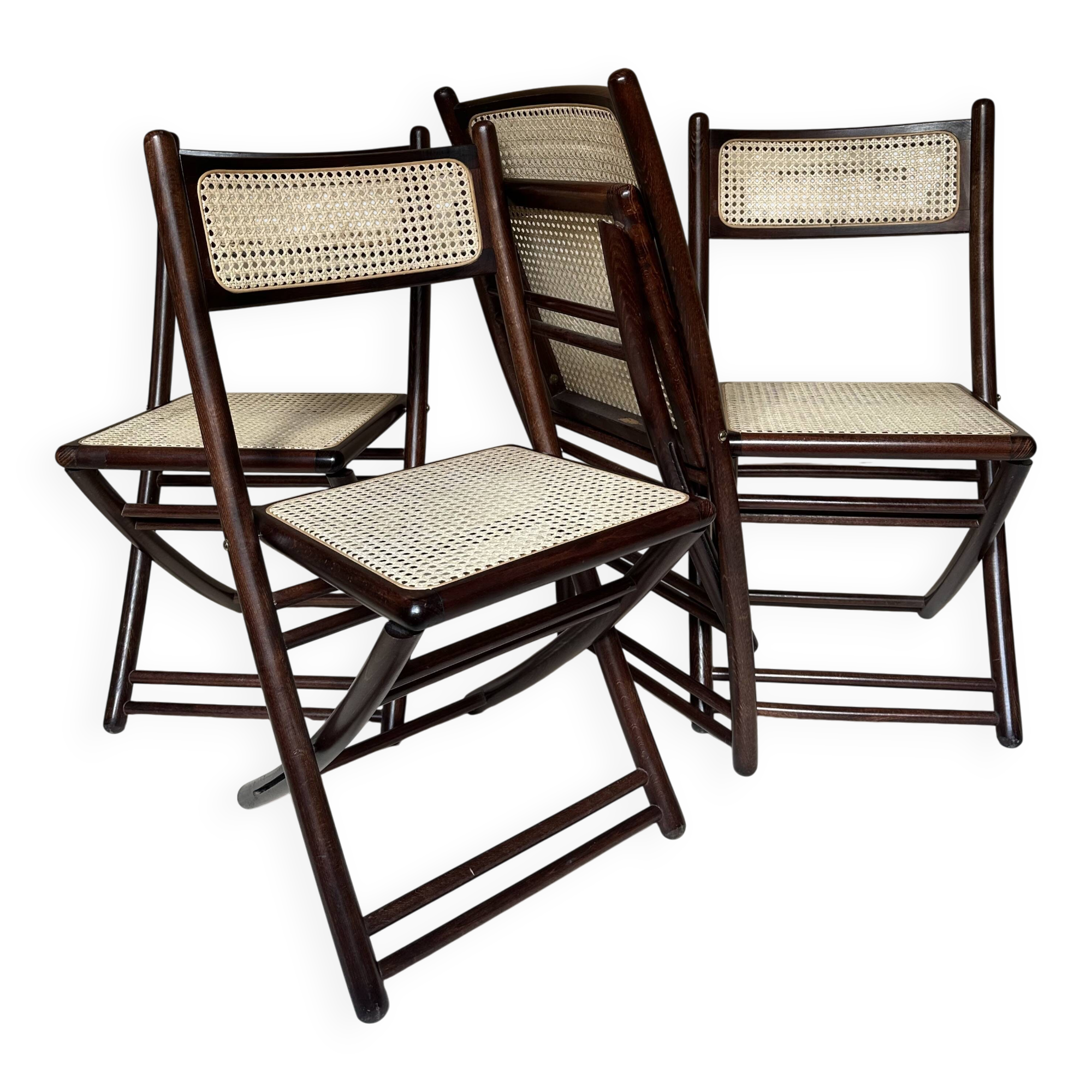 Set de quatre chaises pliantes en bois et cannage