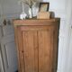 Antique corner cabinet with 1 door