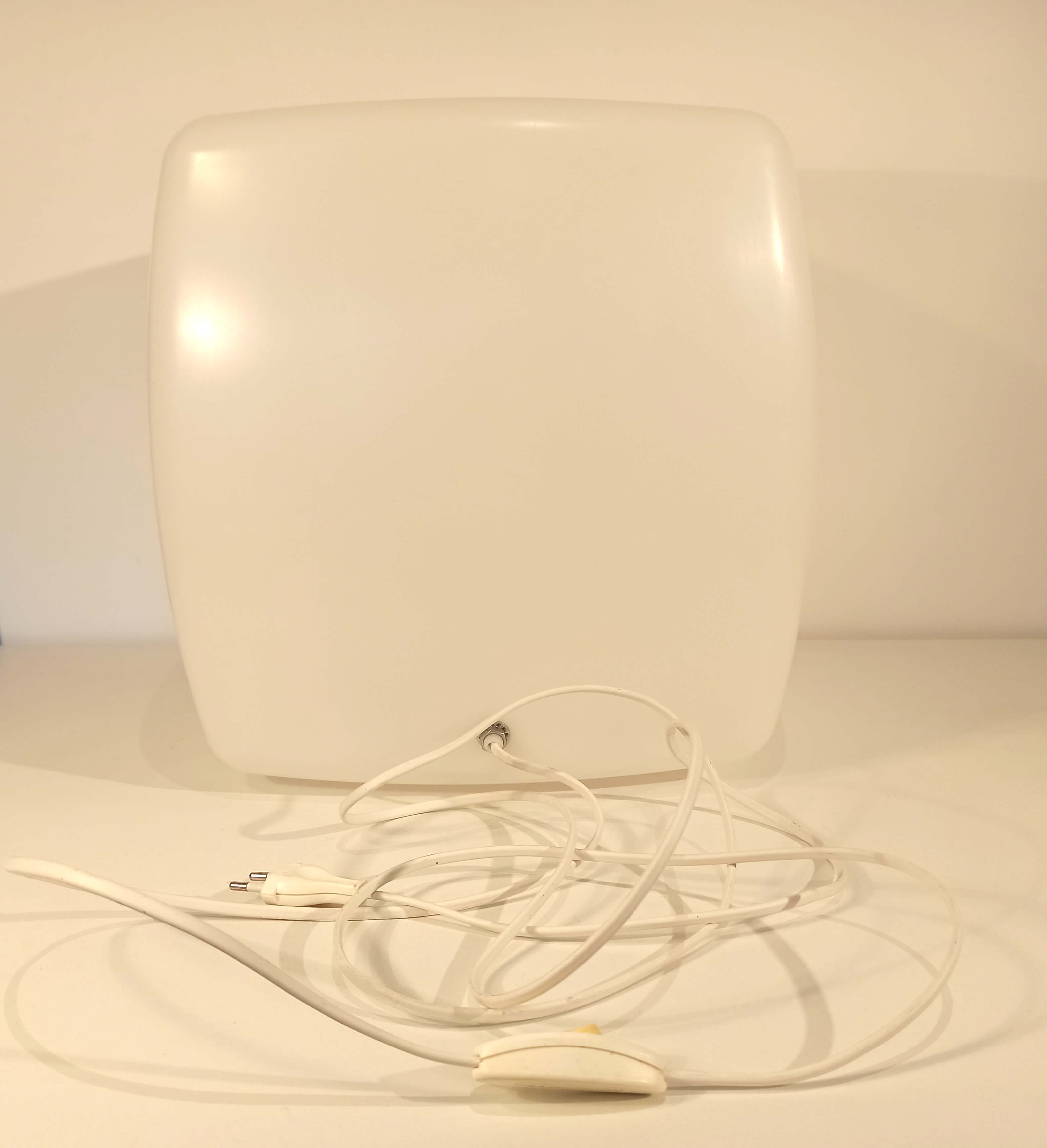 Vintage 1970s light light lamp in white plastic