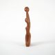 Sculpture en teck femme, design danois, années 1970, fabriquée au Danemark