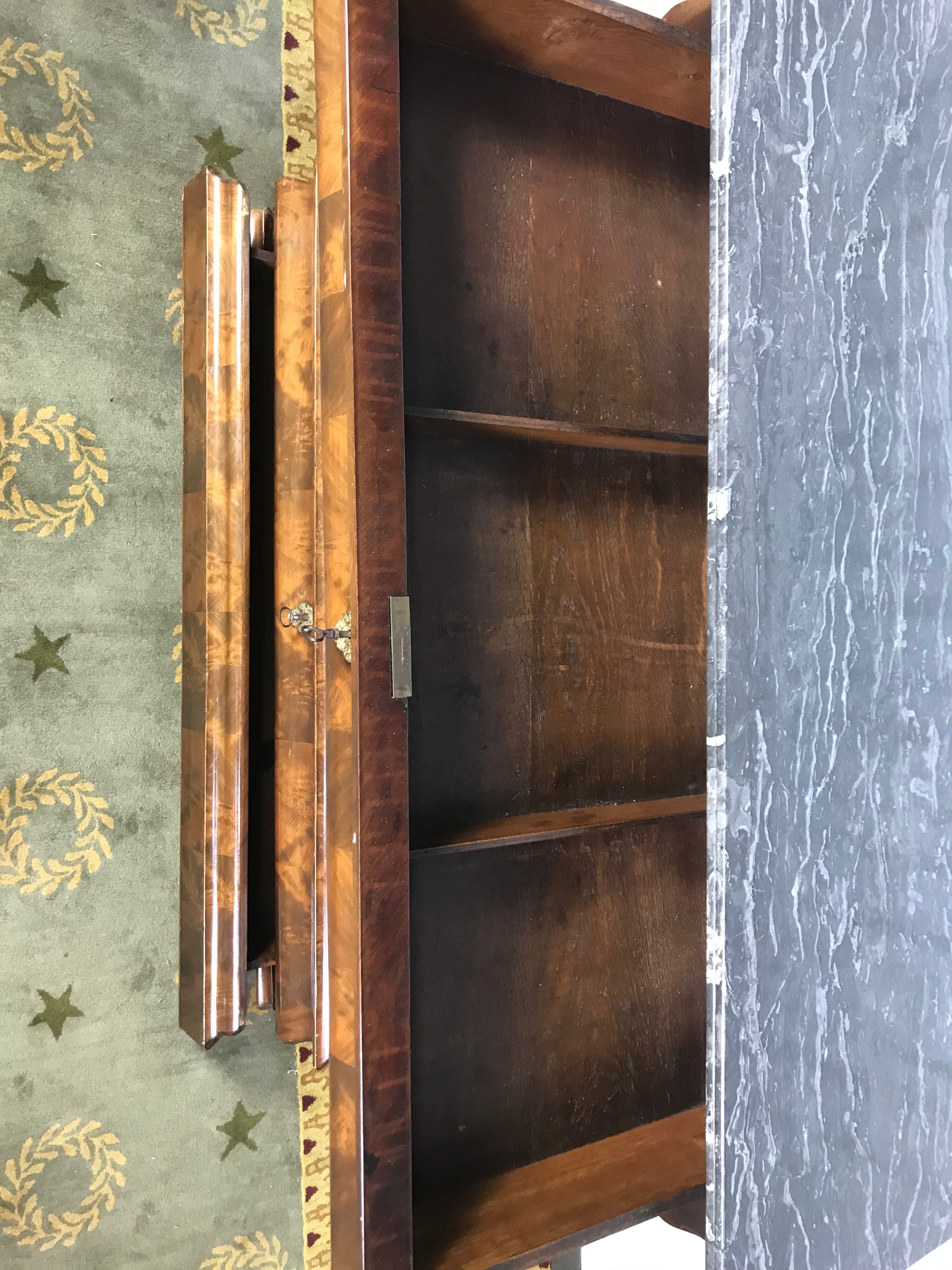 Dresser period Louis Philippe acajou flamed