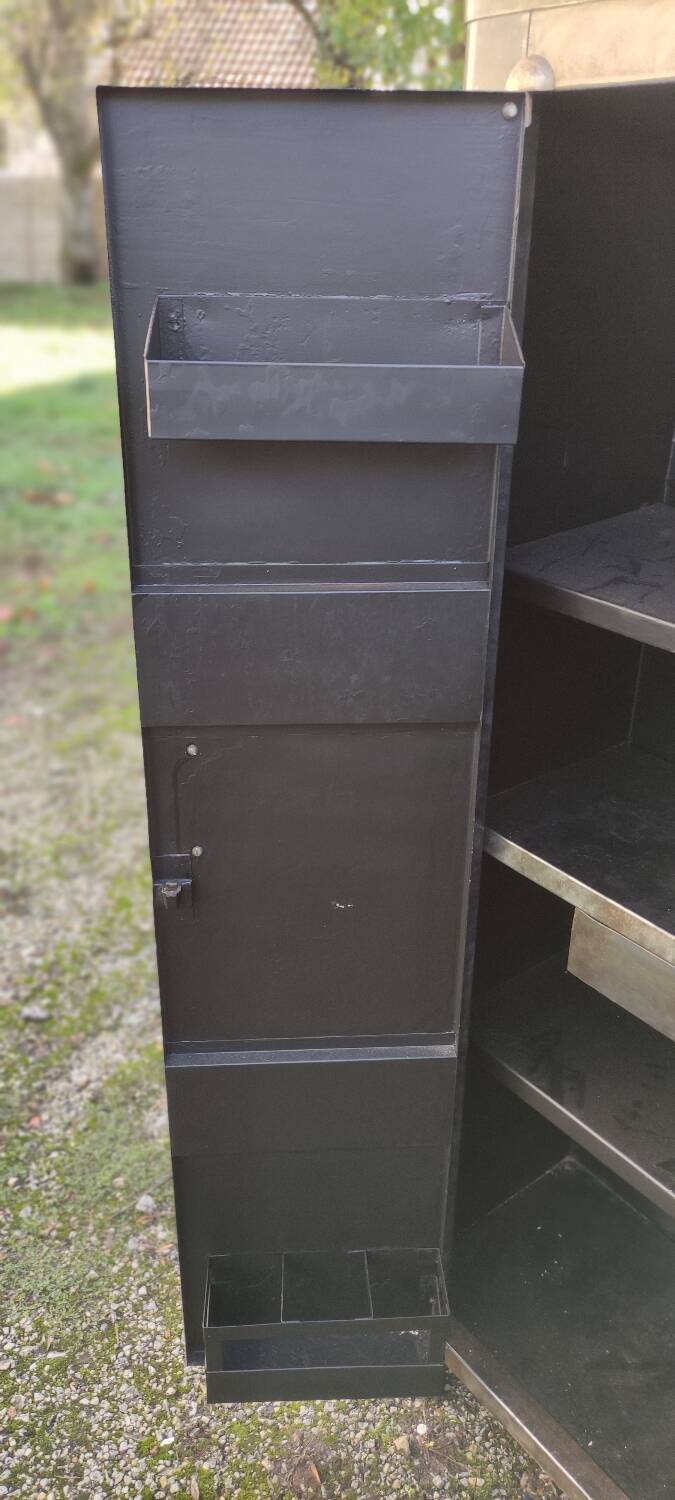 1950s kitchen cabinet