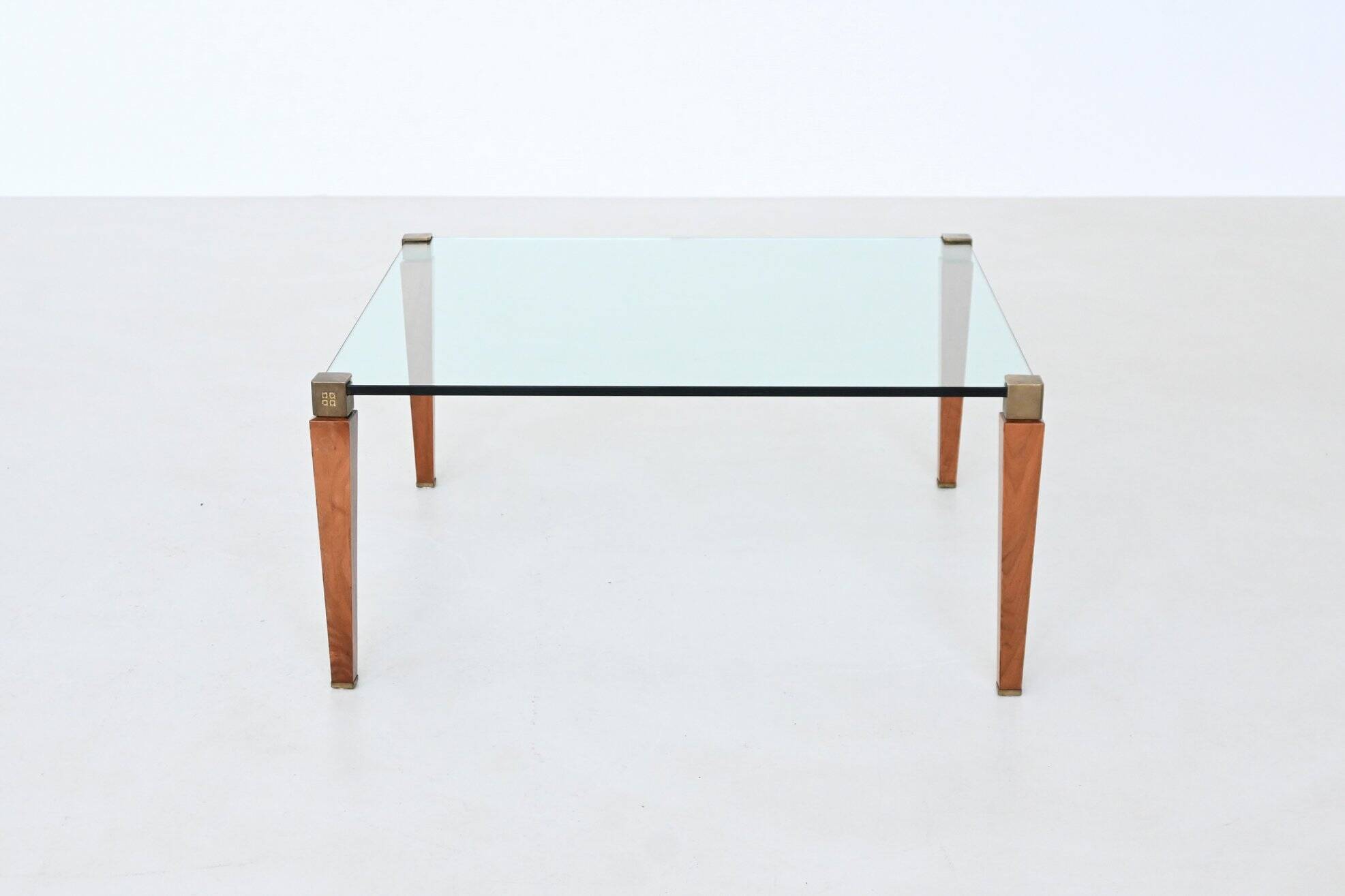 Table basse carrée Peter Ghyczy en laiton et verre, Pays-Bas, 1970