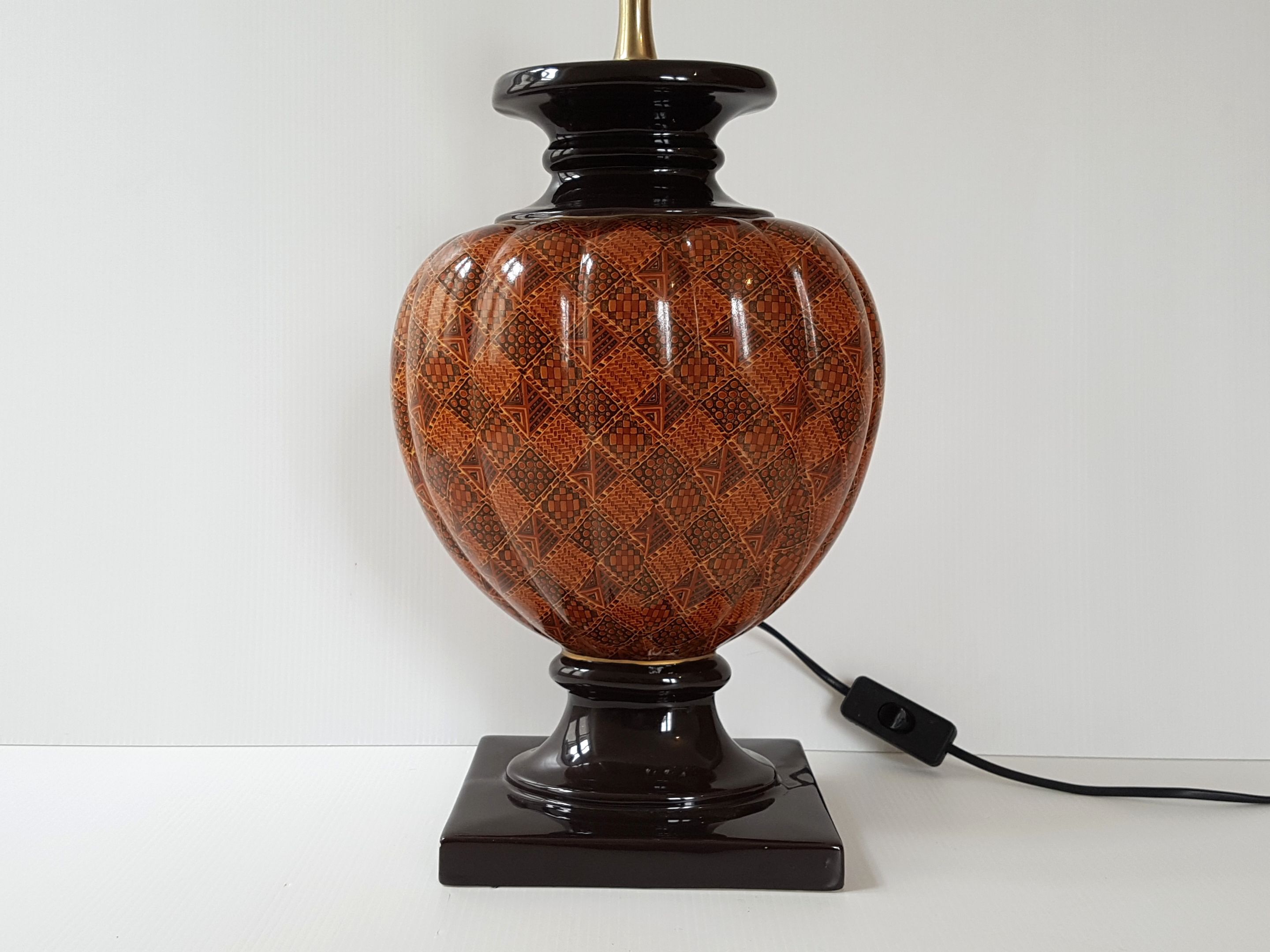 1970 vintage ceramic table lamp