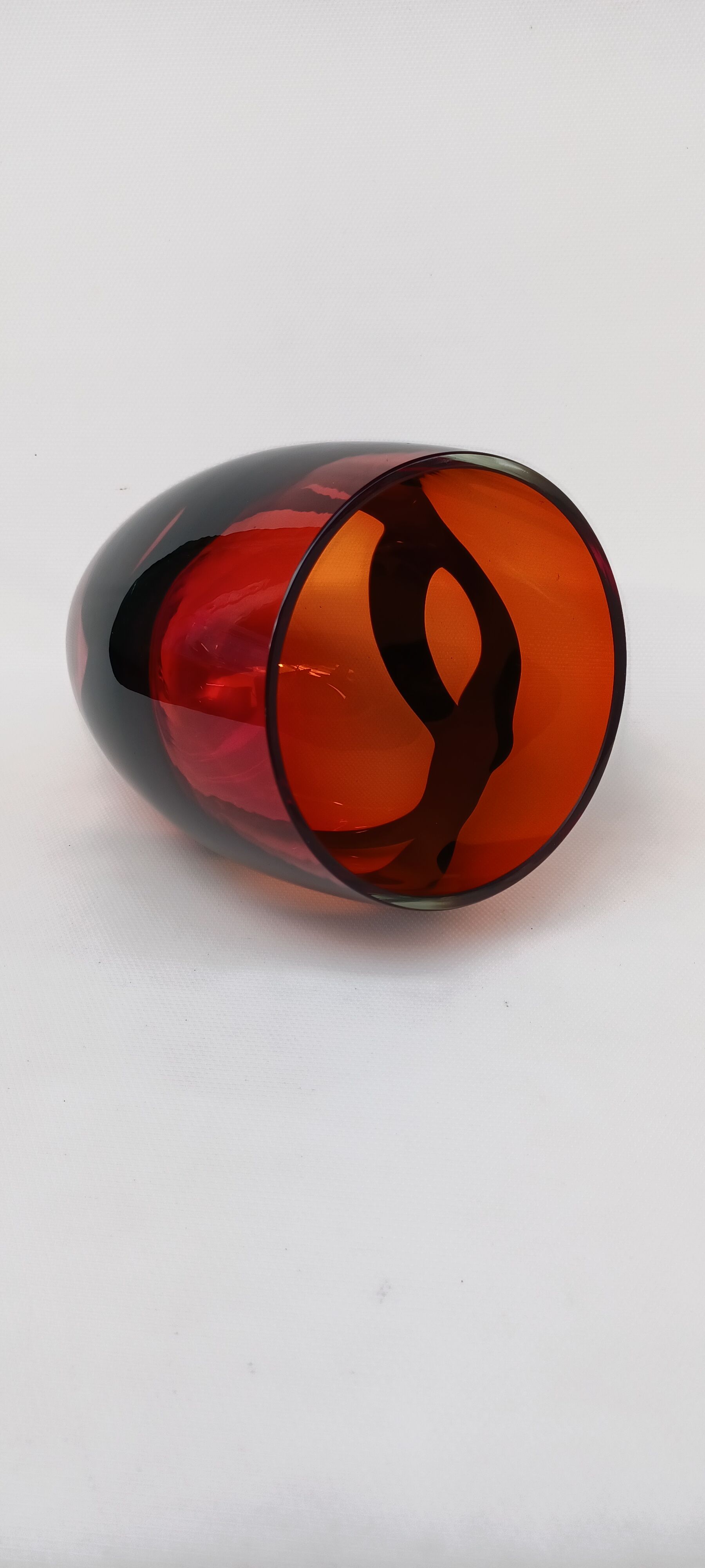 Glass vase by Livio Seguso. Murano, 70s.