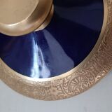 Cups and sugar bowl