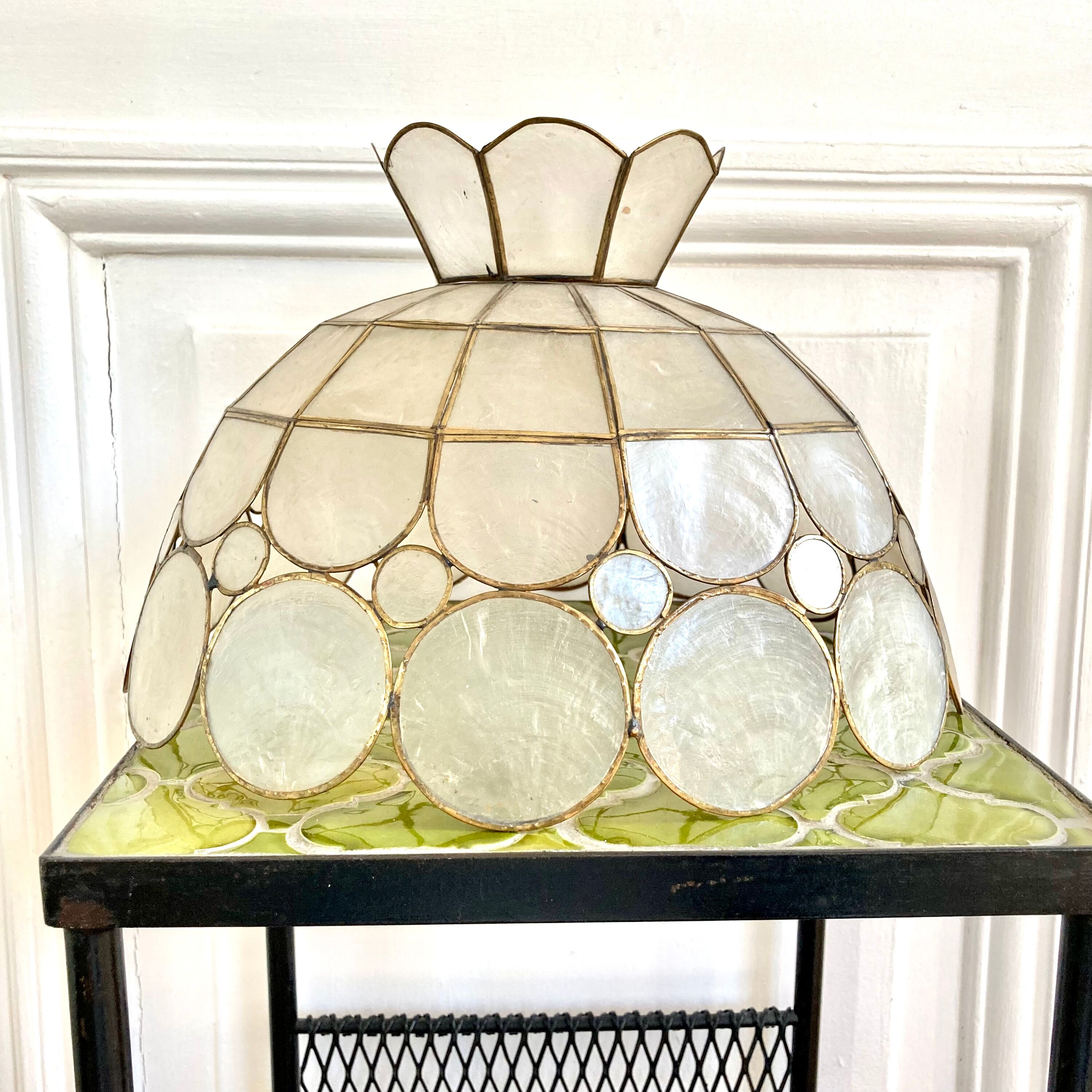 Suspension flower mother-of-pearl brass