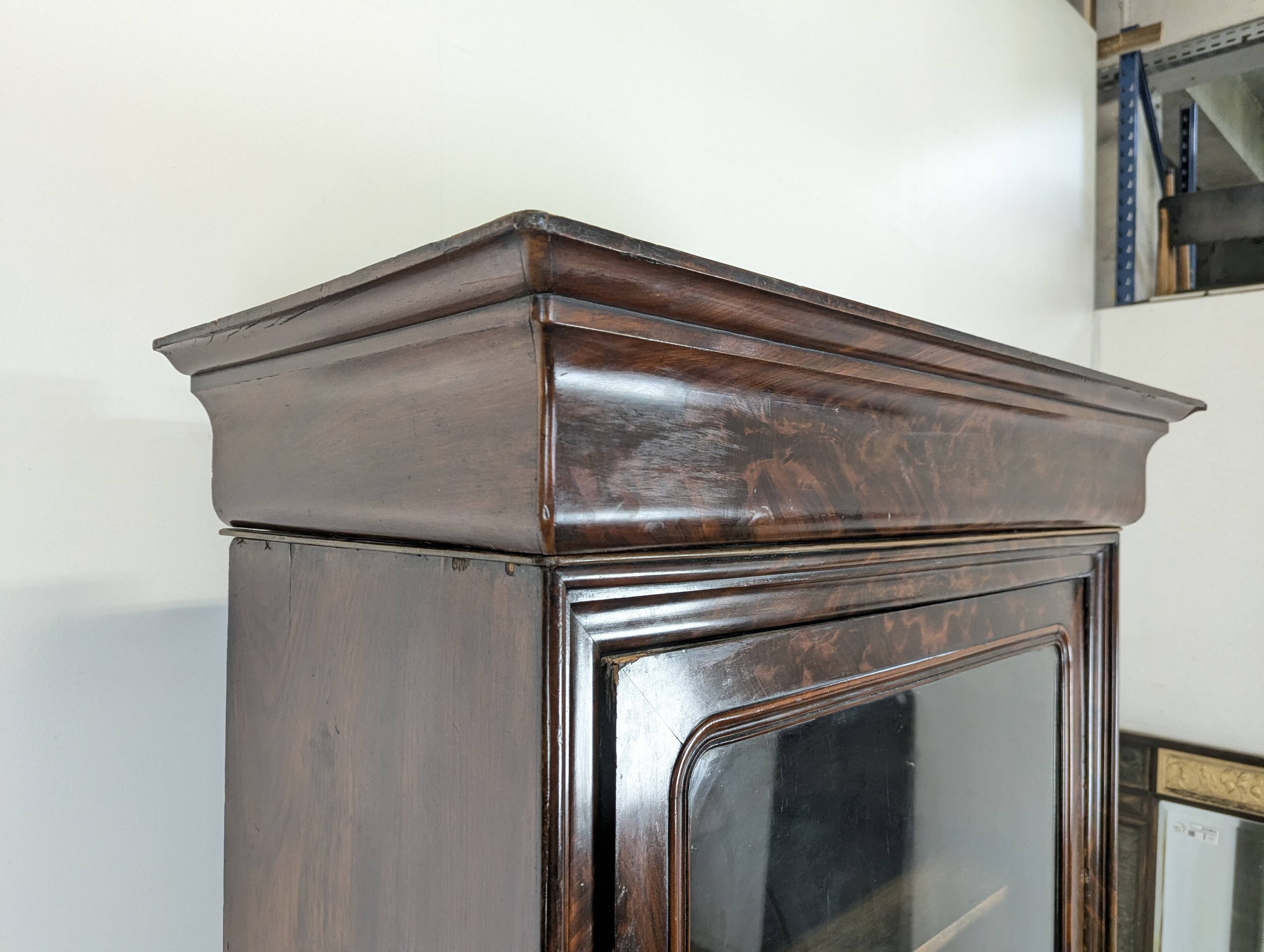 Flamed Mahogany Display Cabinet Louis Philippe Era