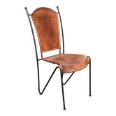 Chaise de salle à manger en fer forgé brutaliste européen des années 1990 et en cuir cognac cousu à la main.