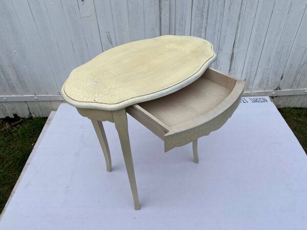 Sellette un tiroir couleur coquille d’œuf effet craquelé table d’appoint