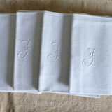 4 serviettes de table anciennes brodées