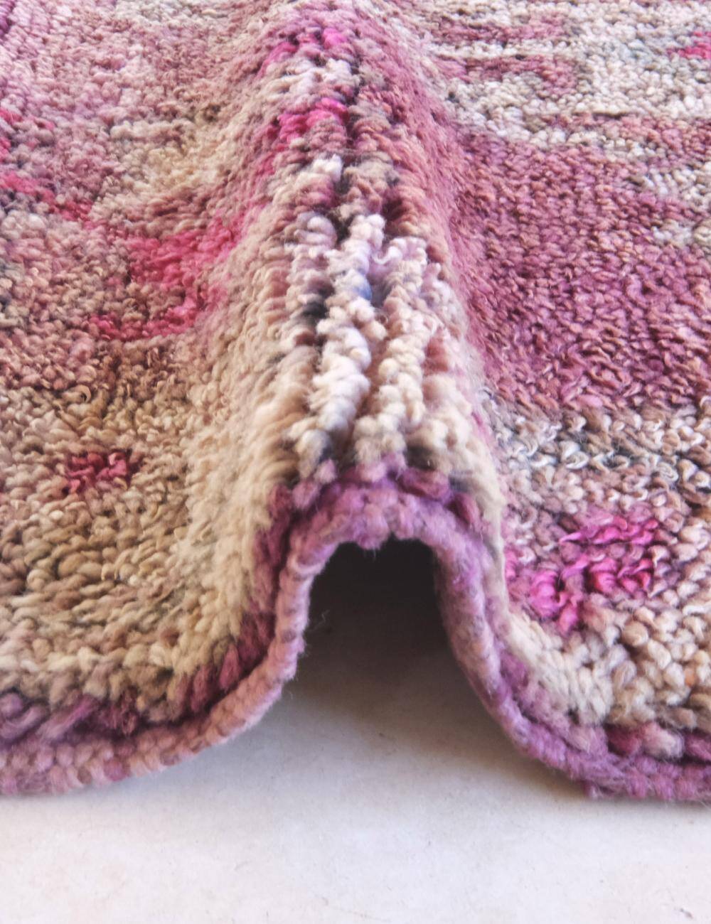 Vintage Berber Rug - 249 x 170 cm