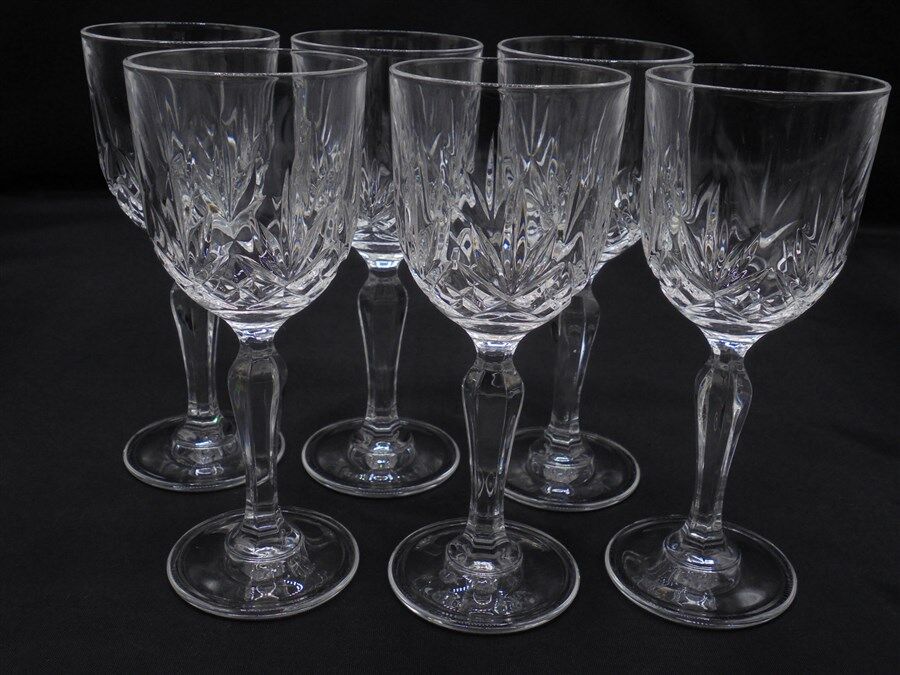 Suite of 6 small Crystal glasses
