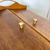 Vintage worker compass feet