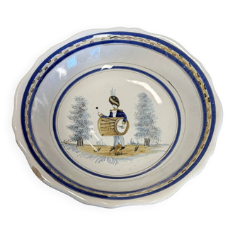 Earthenware centerpiece with painted decoration of a drummer