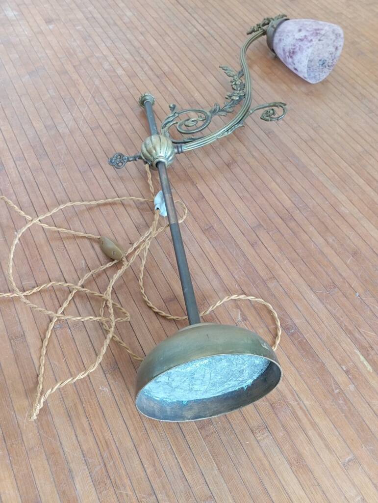 Lampe art nouveau monte et baisse en bronze